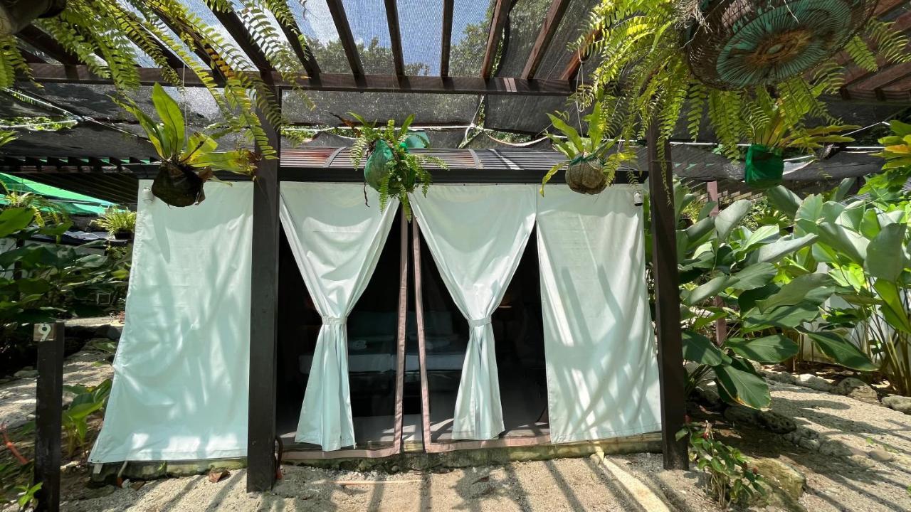 Playa La Caleta Bataan Hotel Morong  Ngoại thất bức ảnh