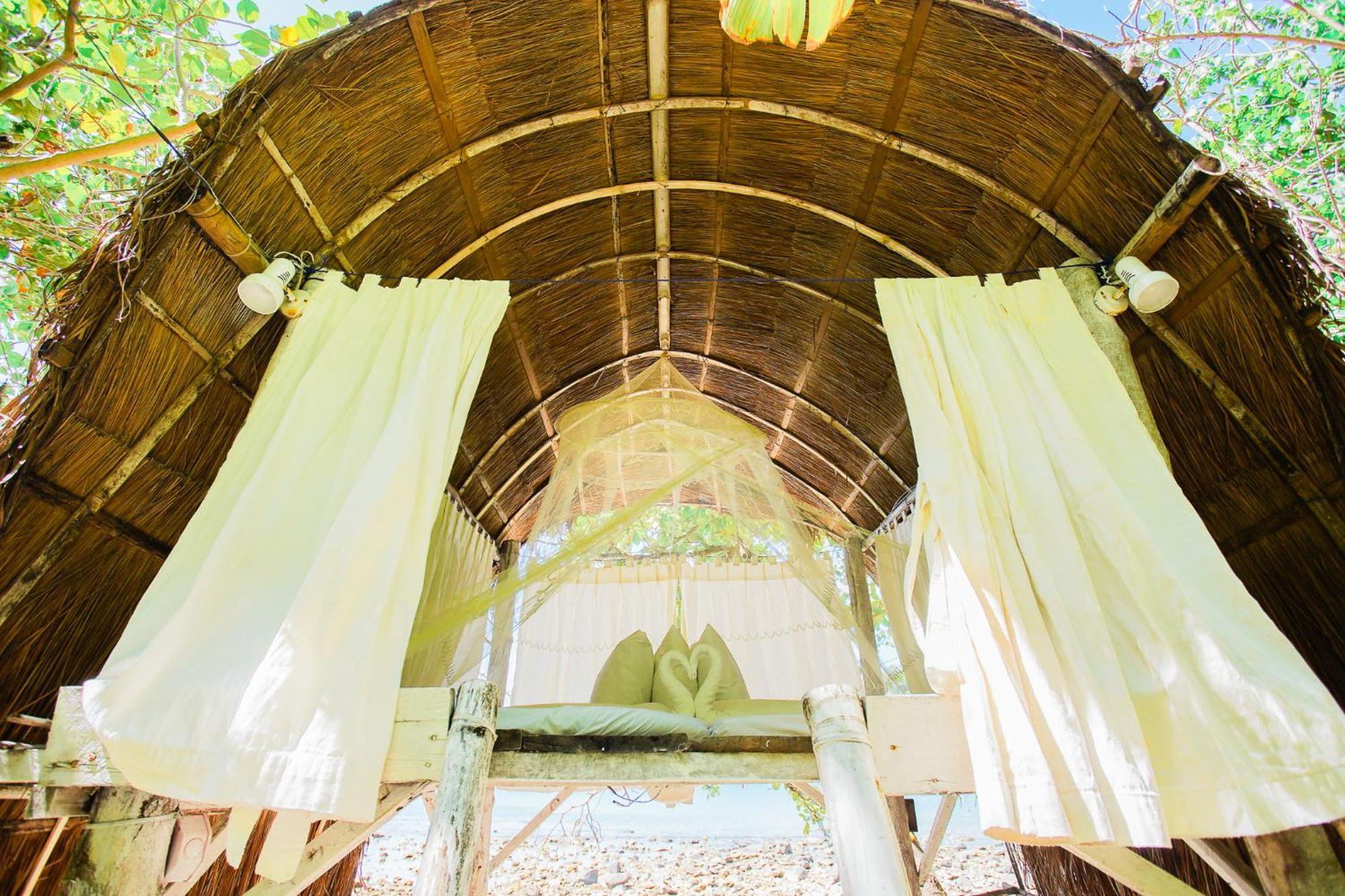 Playa La Caleta Bataan Hotel Morong  Ngoại thất bức ảnh